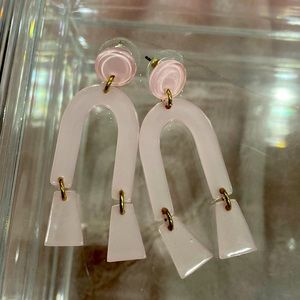Earings light pink Hanging brand new